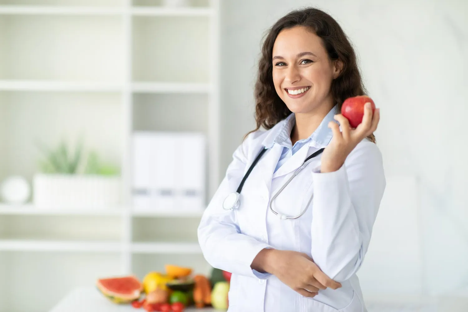 A importância de procurar um nutricionista antes de usar suplementos (o erro que trava seus resultados)